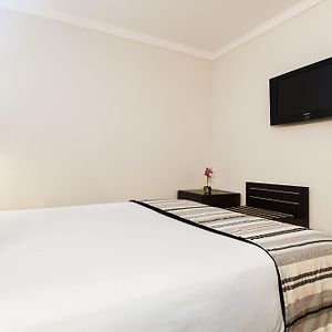 Habitación Básica con Cama King